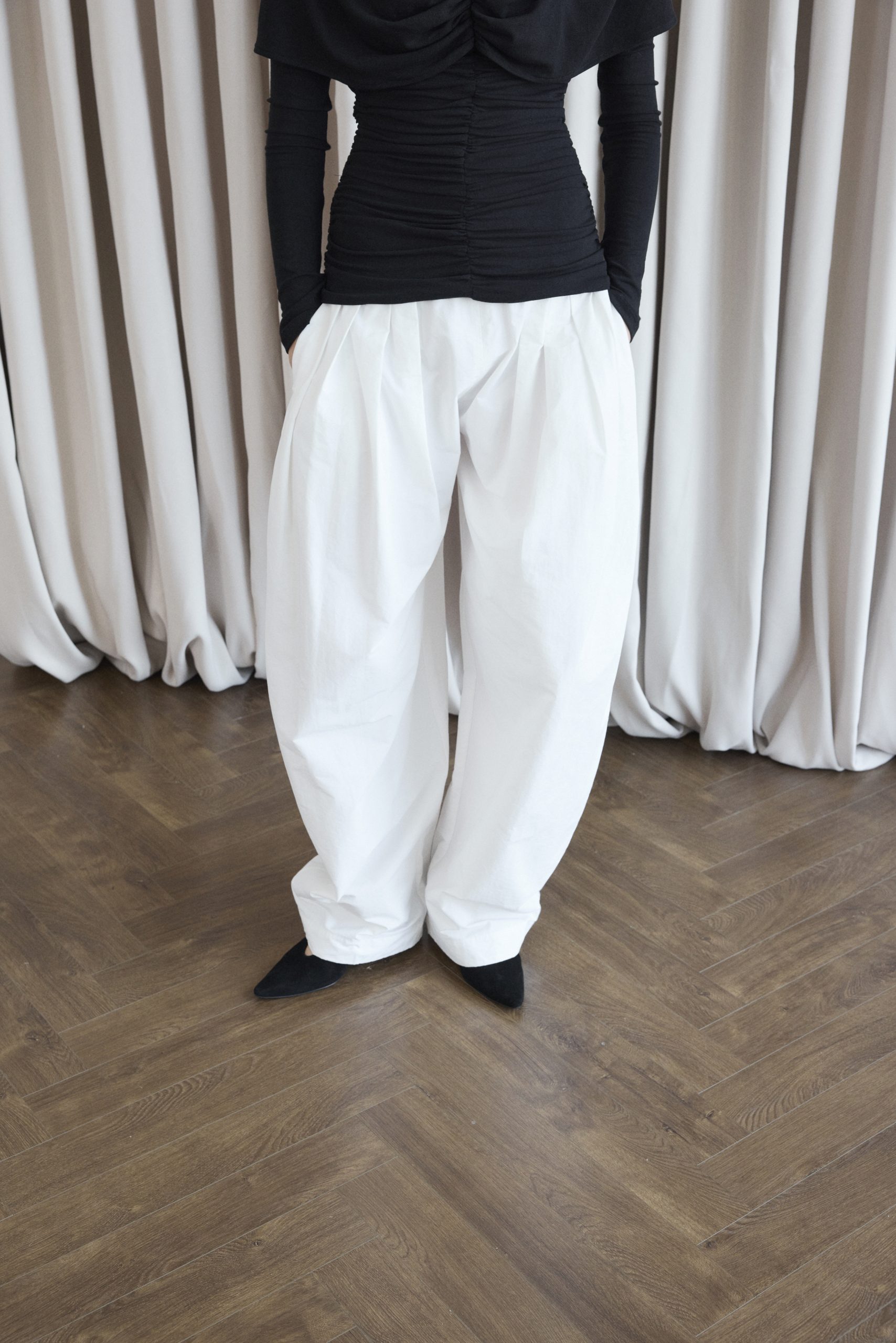 Alba Trousers in White