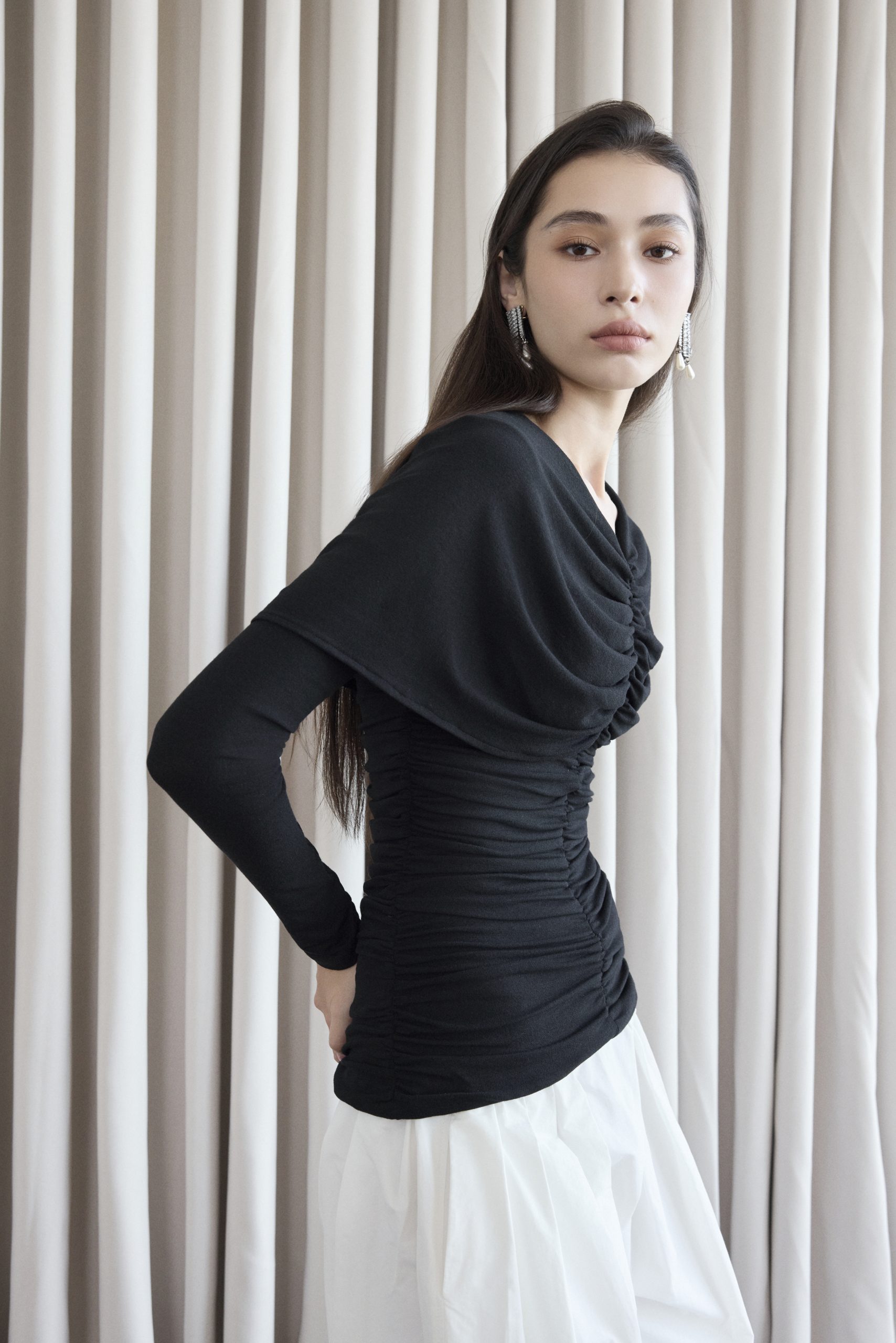 Linea Top in Black