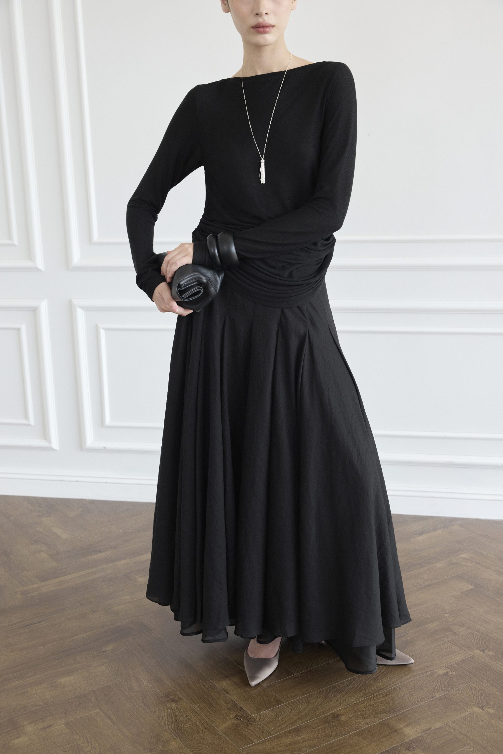 Elvie Skirt in Black