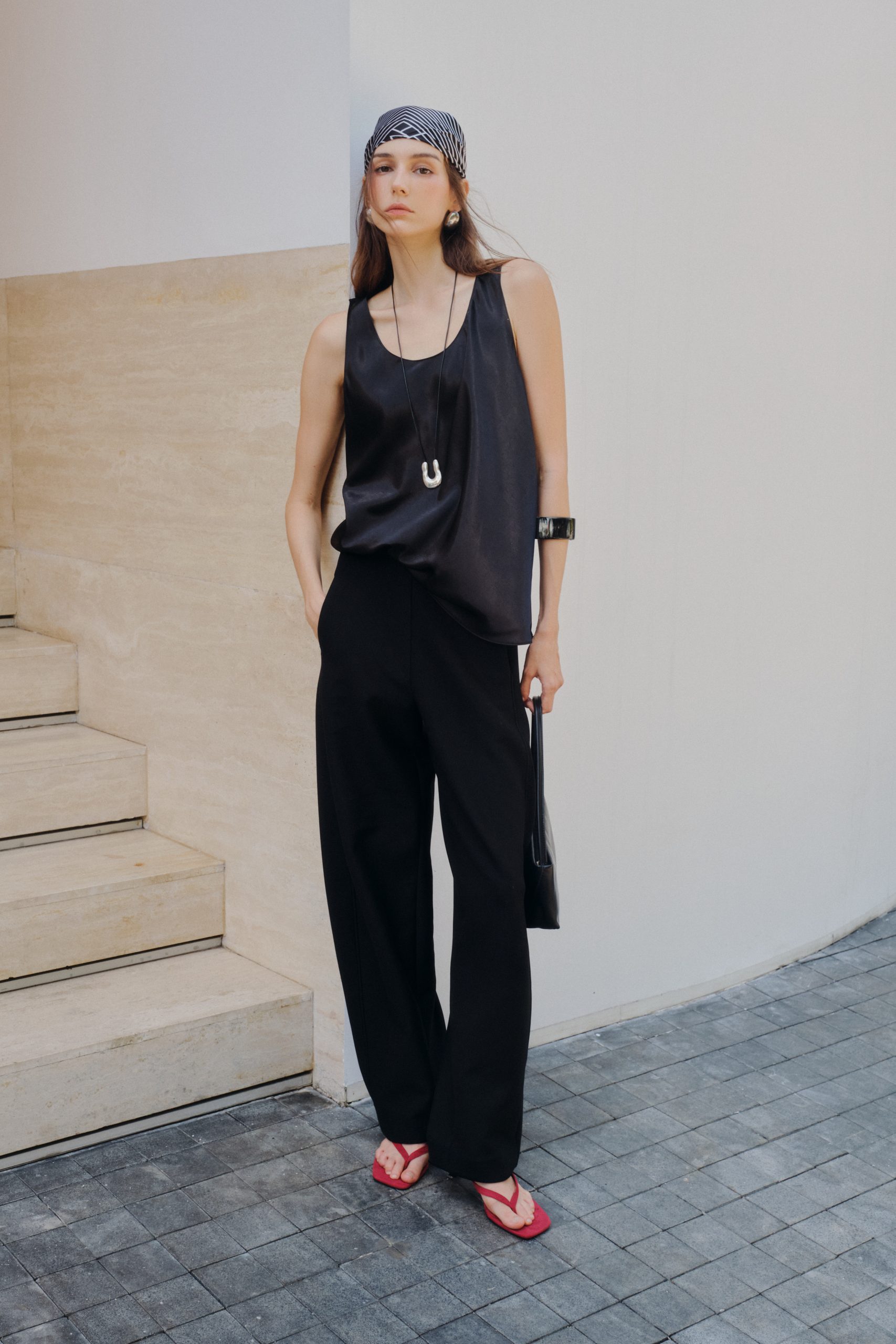 Noa Pants in Black