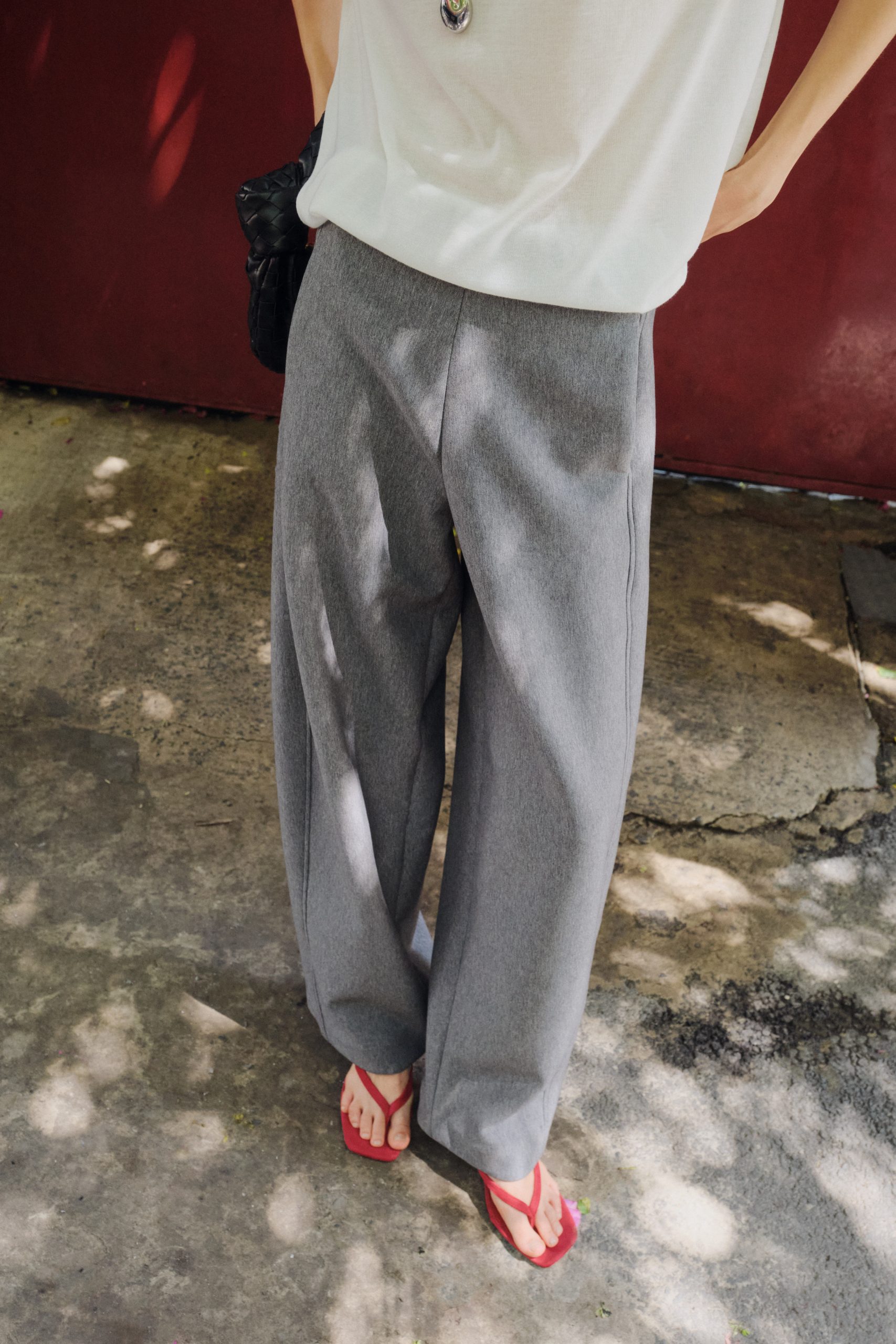 Noa Pants in Grey